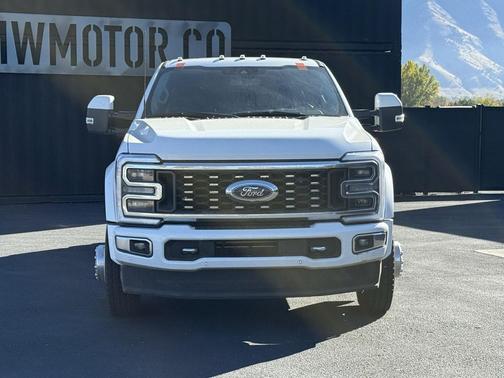 2023 Ford F-450 Limited