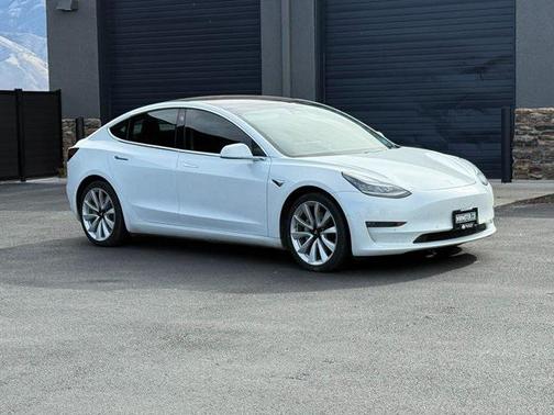 2019 Tesla Model 3 Standard Range