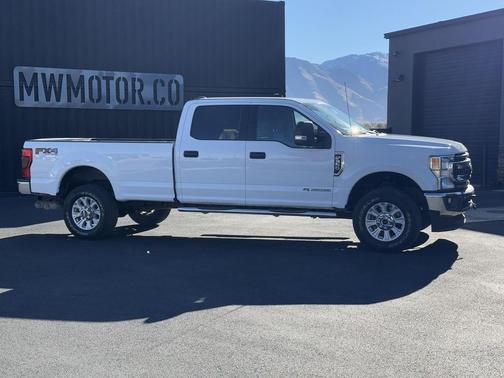2022 Ford F-350 XLT