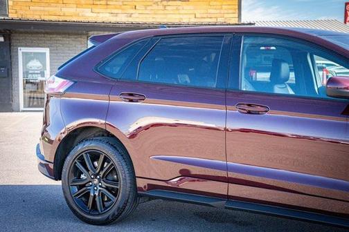 2022 Ford Edge ST Line