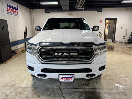 2022 RAM 1500 Limited Crew Cab 4x4 57' Box