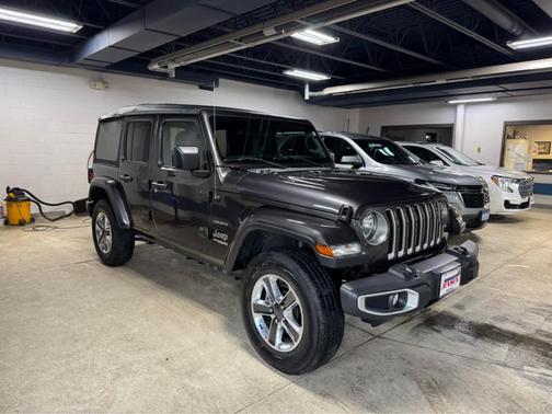 2020 Jeep Wrangler Unlimited Sahara