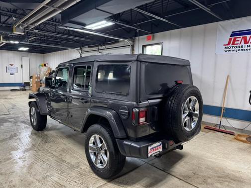 2020 Jeep Wrangler Unlimited Sahara