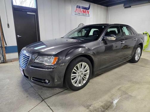 2013 Chrysler 300C Base