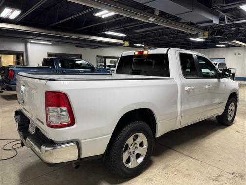 2022 RAM 1500 Big Horn Quad Cab 4x4 64' Box