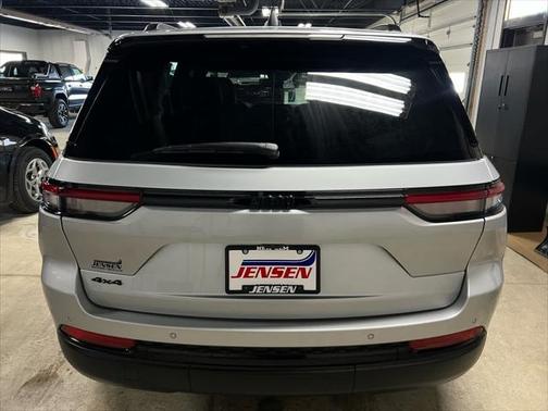 2024 Jeep Grand Cherokee Altitude X 4x4
