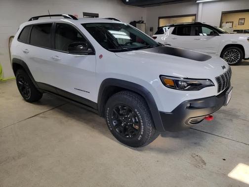 2022 Jeep Cherokee Trailhawk
