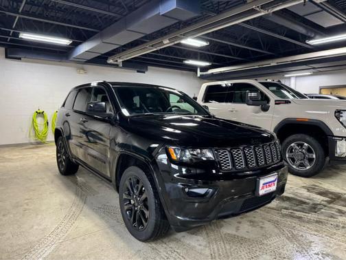 2021 Jeep Grand Cherokee Laredo X
