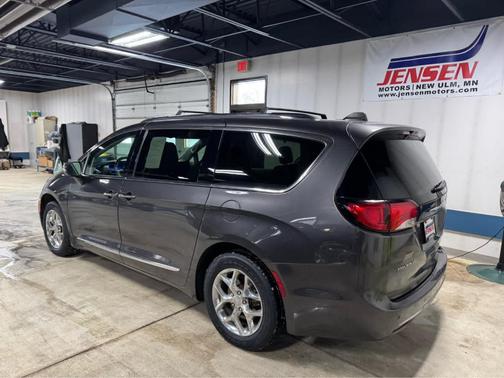 2019 Chrysler Pacifica Limited