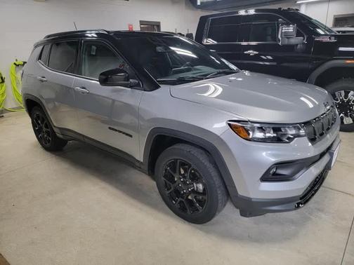 2022 Jeep Compass Altitude
