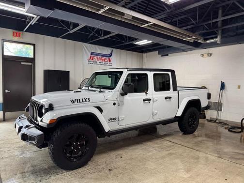 2021 Jeep Gladiator Sport