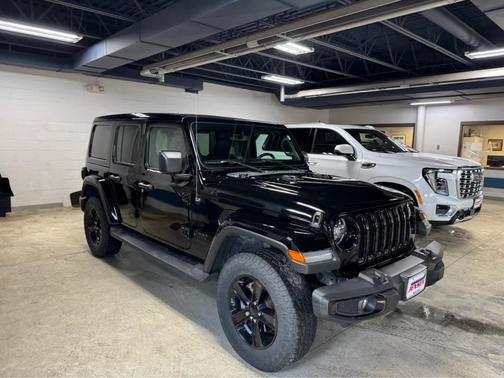 2021 Jeep Wrangler Unlimited Sahara Altitude