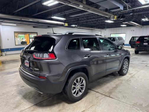2021 Jeep Cherokee Latitude Lux