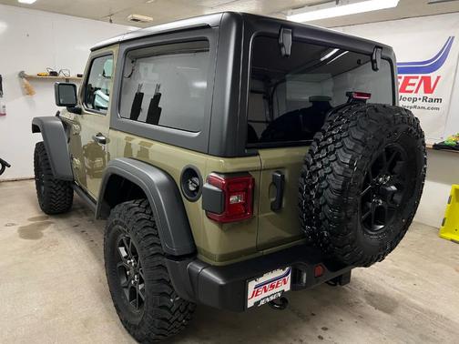 2025 Jeep Wrangler Sport
