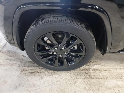 2022 Jeep Grand Cherokee WK Laredo