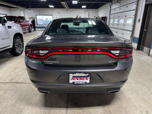 2015 Dodge Charger SXT