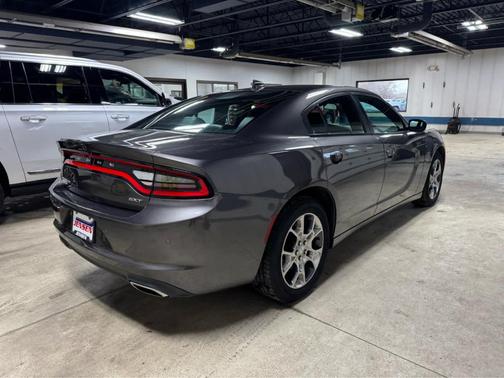 2015 Dodge Charger SXT
