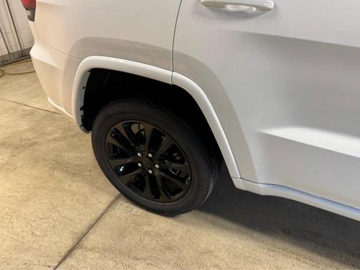 2022 Jeep Grand Cherokee WK Laredo