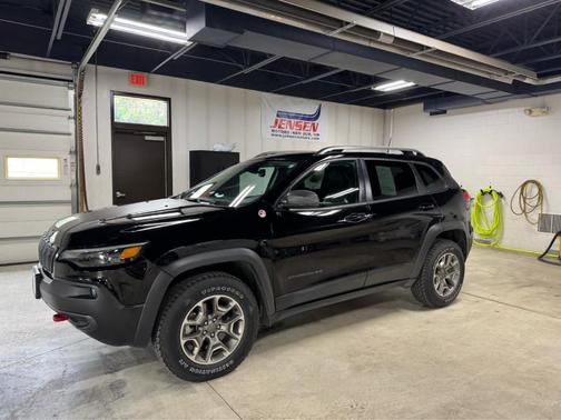 2021 Jeep Cherokee Trailhawk