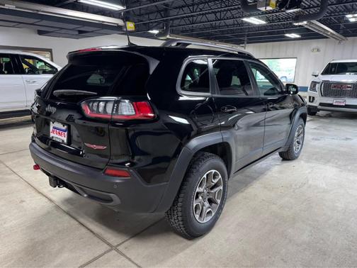 2021 Jeep Cherokee Trailhawk