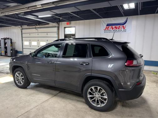 2022 Jeep Cherokee Latitude Lux