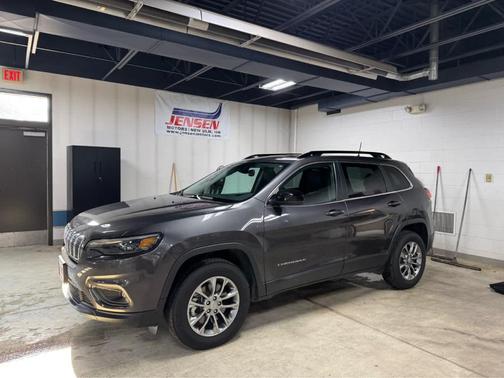 2022 Jeep Cherokee Latitude Lux
