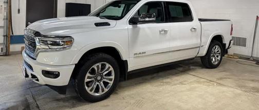 2022 RAM 1500 Limited Crew Cab 4x4 57' Box