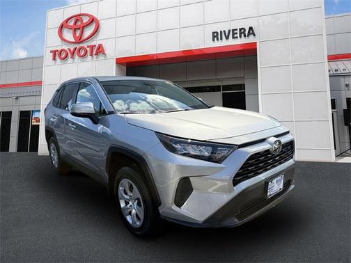 2022 Toyota RAV4 LE