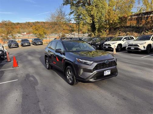 2023 Toyota RAV4 Hybrid XLE