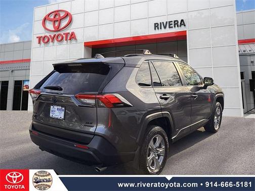 2023 Toyota RAV4 Hybrid XLE