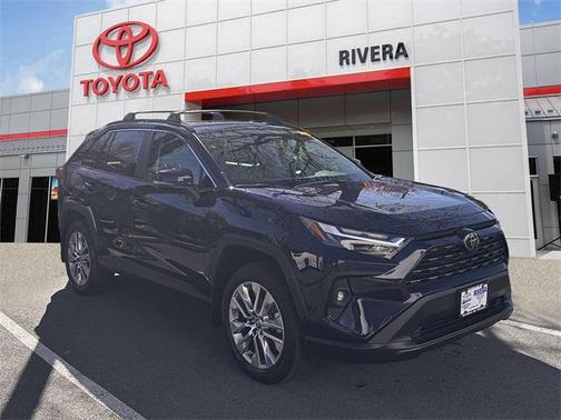 2023 Toyota RAV4 XLE Premium