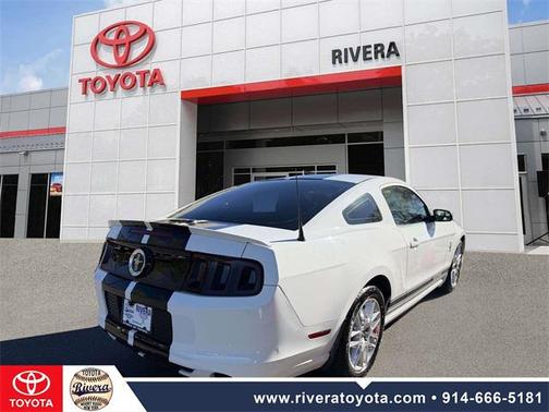 2014 Ford Mustang V6 Premium