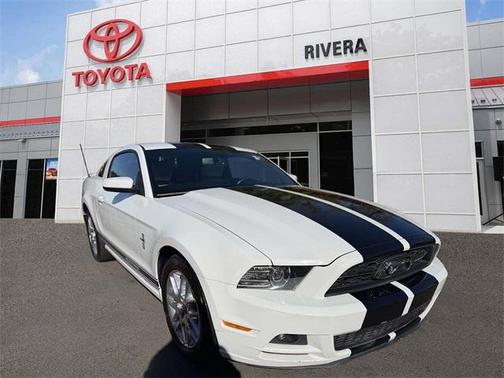 2014 Ford Mustang V6 Premium