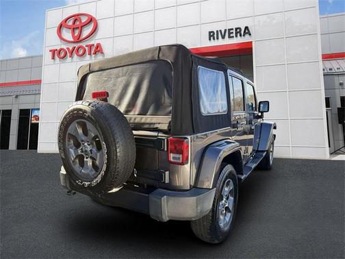 2016 Jeep Wrangler Unlimited Sahara