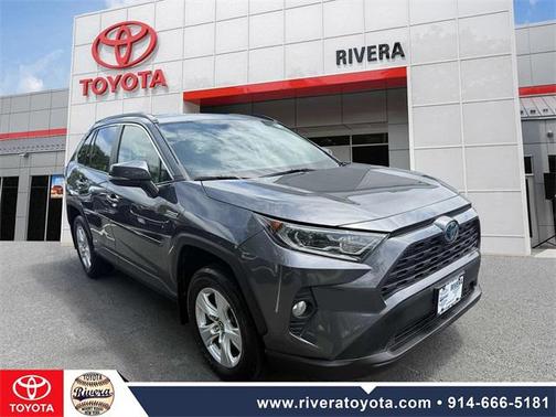 2021 Toyota RAV4 Hybrid XLE