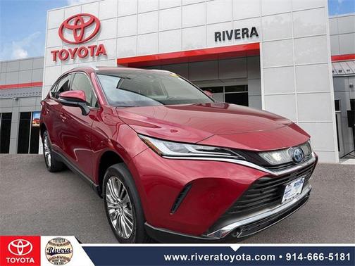 2022 Toyota Venza XLE