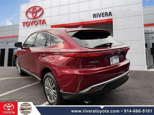 2022 Toyota Venza XLE