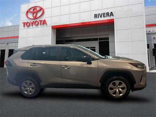 2022 Toyota RAV4 LE