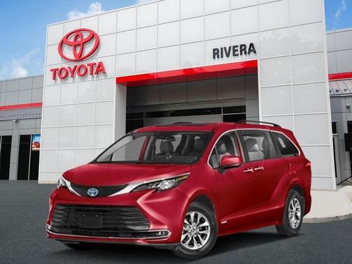 2025 Toyota Sienna XLE 7 Passenger