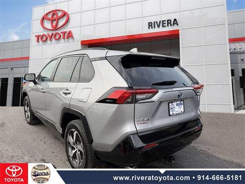 2021 Toyota RAV4 Prime SE