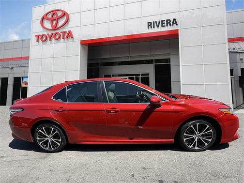 2019 Toyota Camry SE