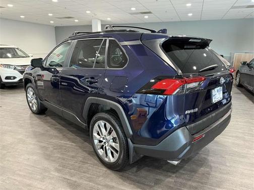 2022 Toyota RAV4 XLE Premium