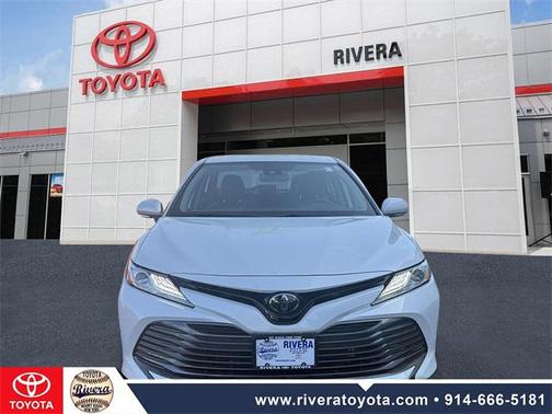 2020 Toyota Camry XLE