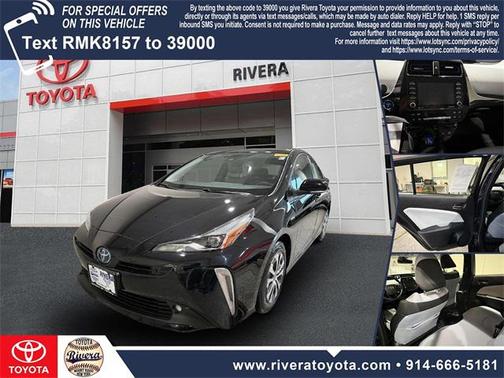 2022 Toyota Prius LE