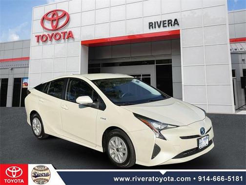2016 Toyota Prius Two