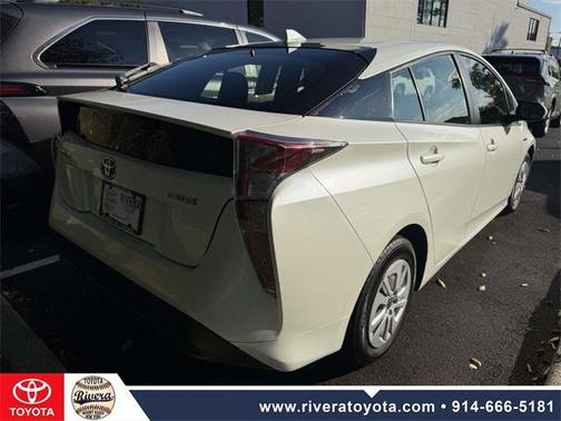 2016 Toyota Prius Two