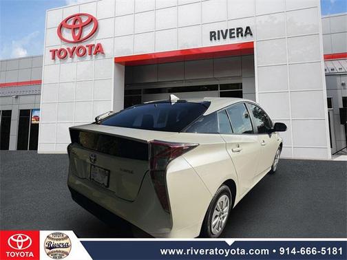 2016 Toyota Prius Two