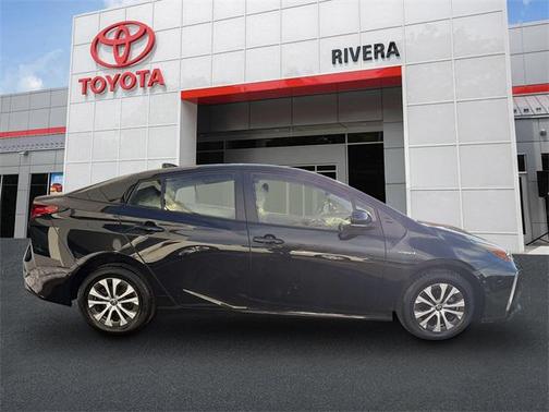 2021 Toyota Prius XLE