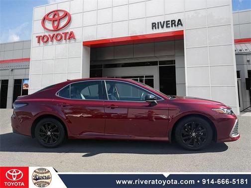 2022 Toyota Camry LE