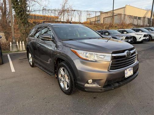 2014 Toyota Highlander Limited Platinum